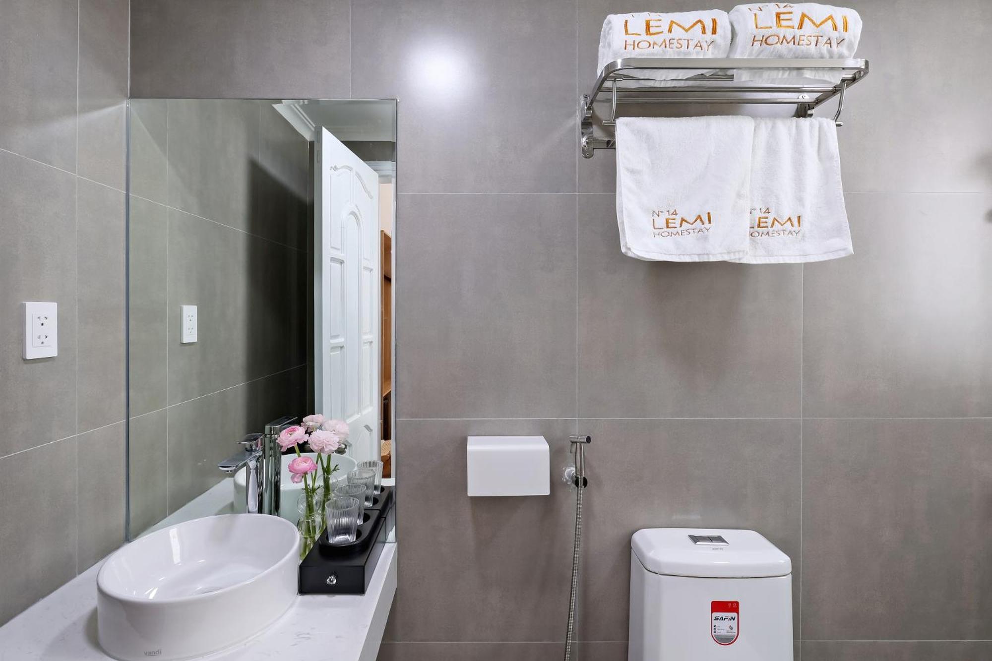 Lemi - Homestay In Hue Eksteriør bilde